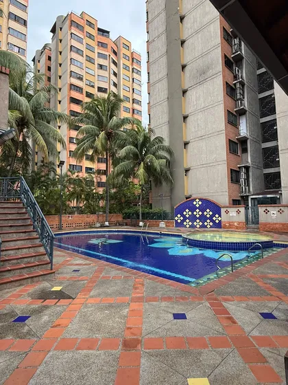 Elizabeth Mejias Vende Apartamento En Res. Balcones Del Norte, Urb. La Granja, Naguanagua