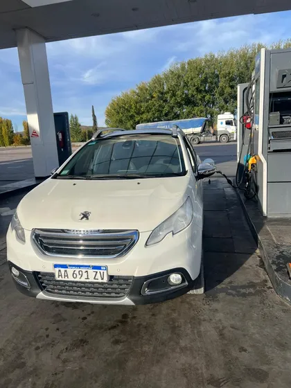Peugeot 2008 1.6 Thp Sport