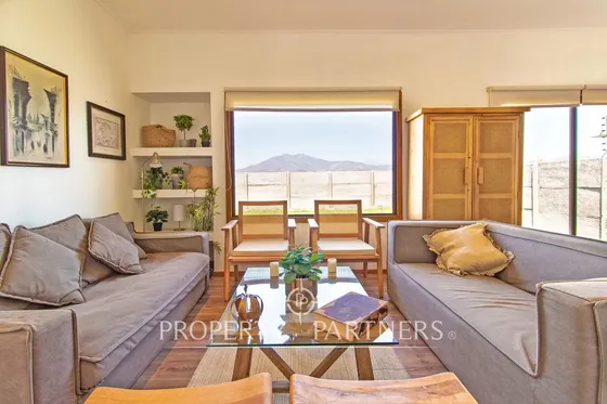 Acogedora Casa De Un Piso En El Monte Con Gran Con...