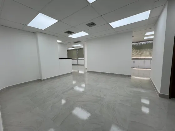 Oficina Para Alquiler En Santa Paula  #2433