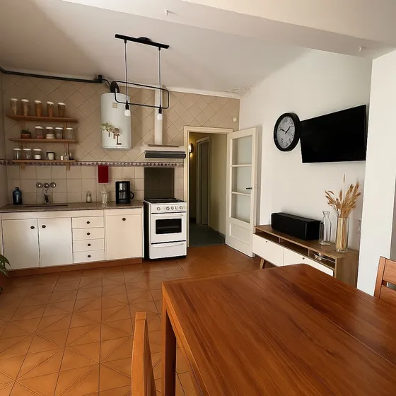 Casa Venta Con Cochera Y Jardin Jose C Paz Centro