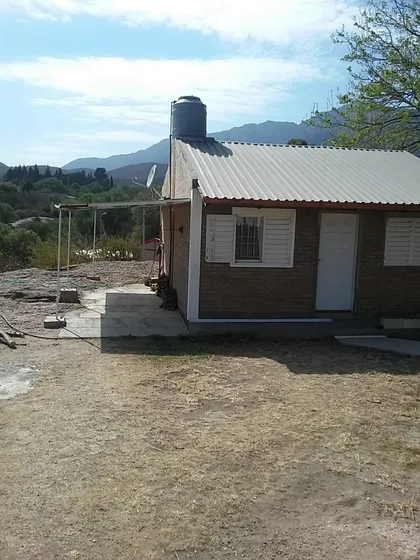 Casa A Cinco Cuadras Del Centro De Capilla Del Monte - Oportunidad