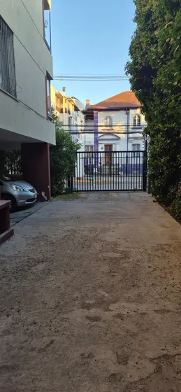 Estacionamiento A Pasos Del Metro Manuel Montt