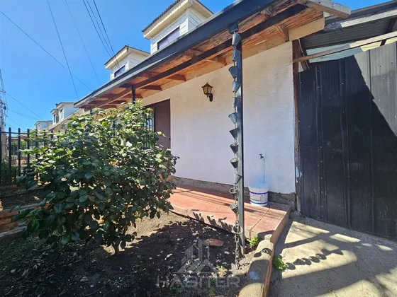 Casa En Venta De 3 Dorm. En San Clemente