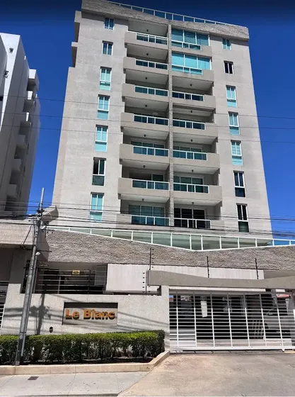 Moderno Apartamento Con Planta Electrica En Le Blanc, Lecheria