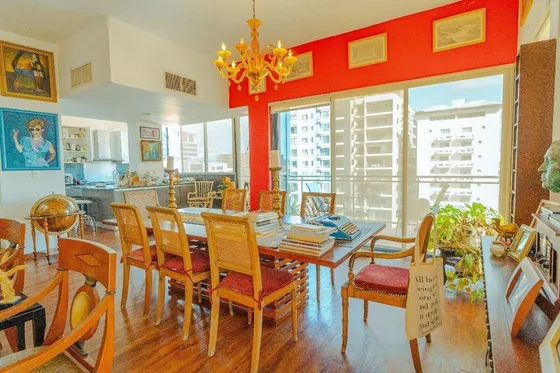 Pent-house Con Terraza Privada Y 3 Parqueos En Evaristo Morales