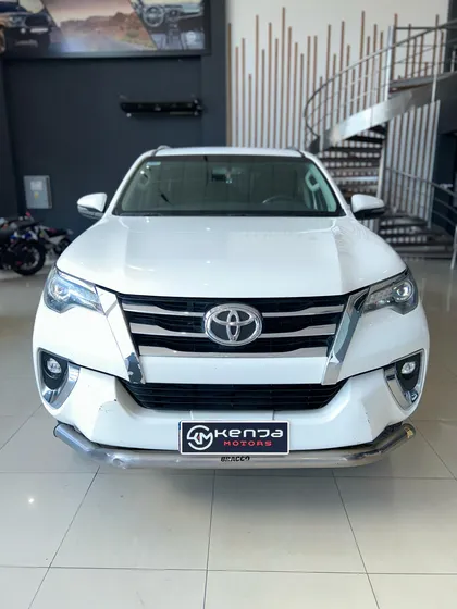 Toyota Hilux Sw4 Sw4 4x4 Srx 2.8 Tdi 6 At 7a