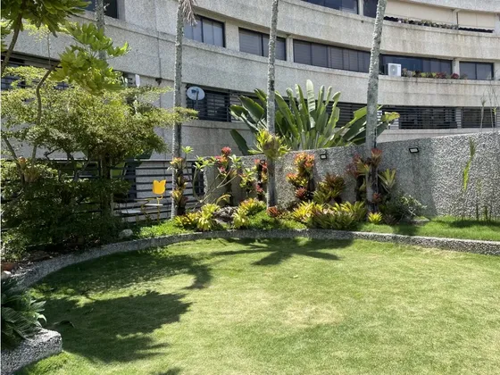 Se Vende Apartamento 310m2 Sebucan 0941