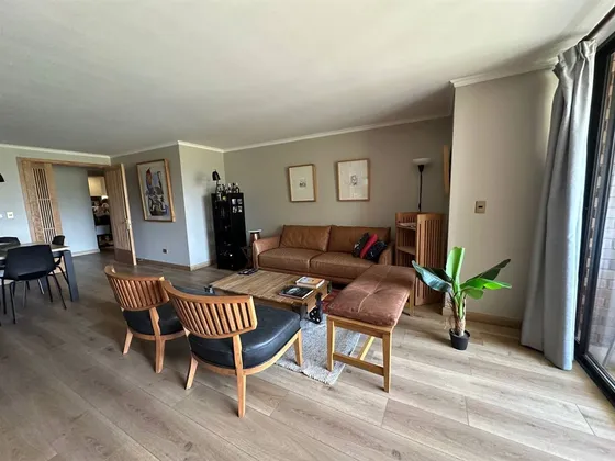Departamento Remodelado Con Buenos Espacios En Colón