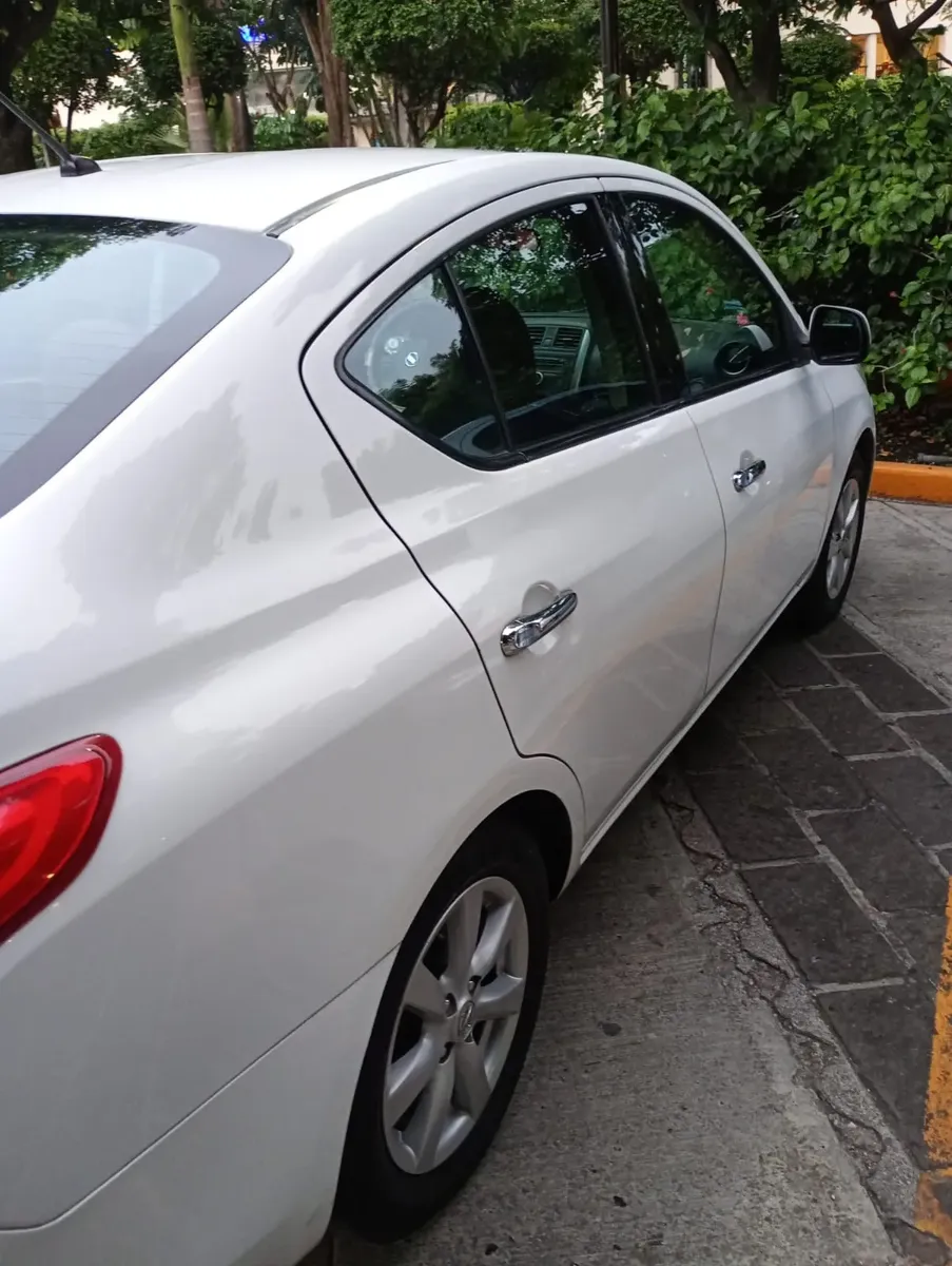 Nissan Versa 1.6 Sense At452357325891850244