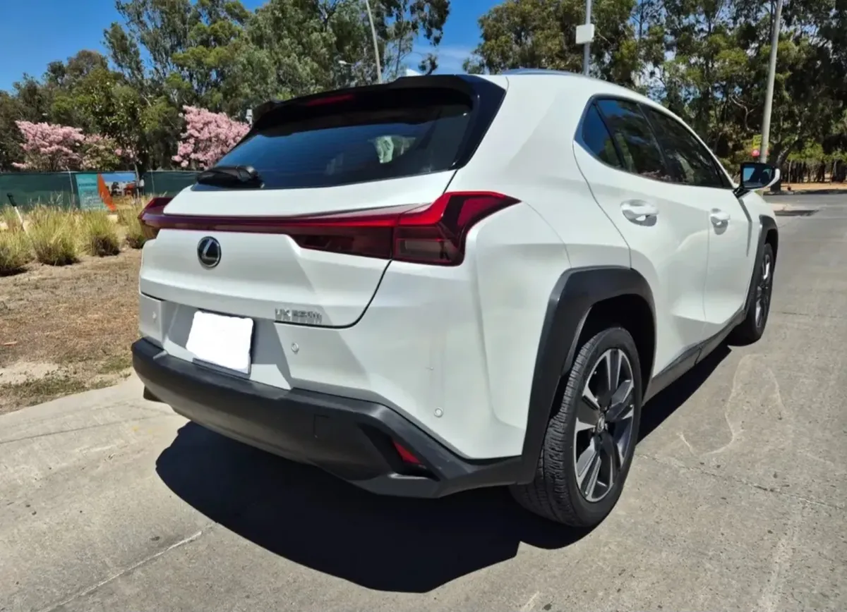 Lexus Ux 2023 2.0 250h