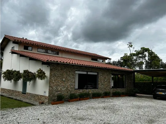Casa Campestre En Llanogrande, Opción De Venta O Arriendo