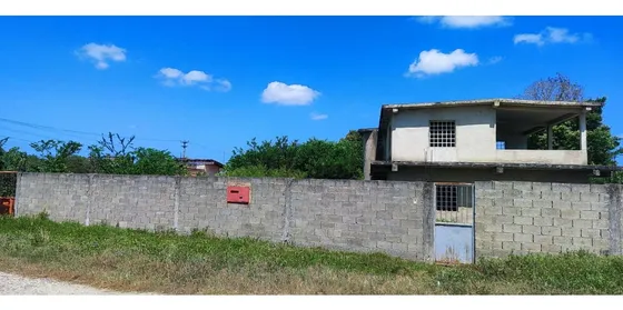 En Venta Casa 250m2 Lagomar-higuerote 6841
