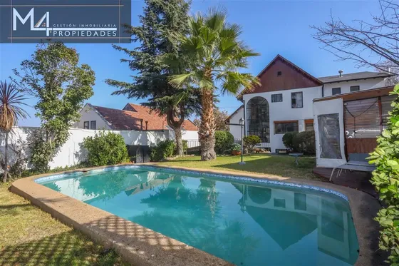 Preciosa Casa En El Mejor Sector De Los Dominicos