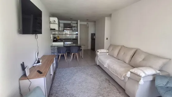 Lindo Y Amplio Departamento En Primer Piso. Algarrobo