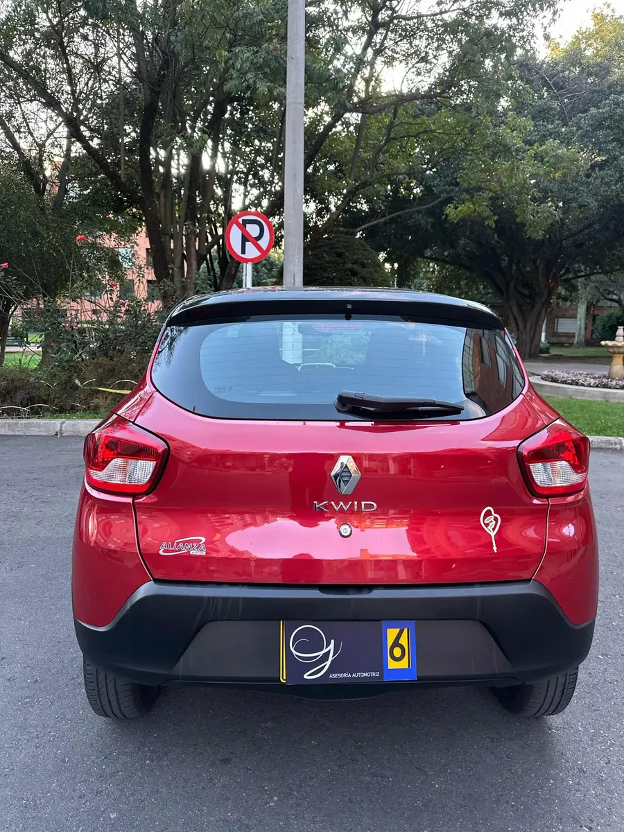 Renault Kwid ICONIC640114244830731214