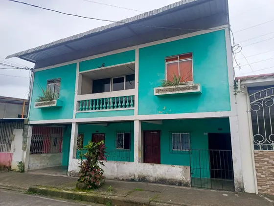 Venta De Casa Rentera, Buena Ubicación A Universidad,cc,upc