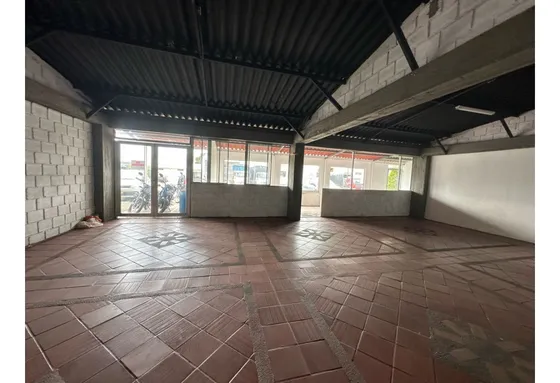 Se Arrienda Bodega O Local Para Uso Comercial Al Sur De Armenia