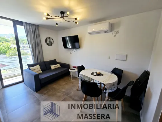 Venta: Departamento - 1 Dormitorio - Pileta Y Balcón - Centro - Villa Carlos Paz