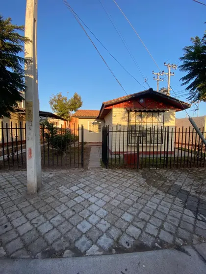Gran Oportunidad! Amplia Casa En Arriendo, Colina El Pino