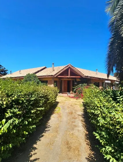 Se Vende Parcela Con Hermosa Casa En Mantagua 