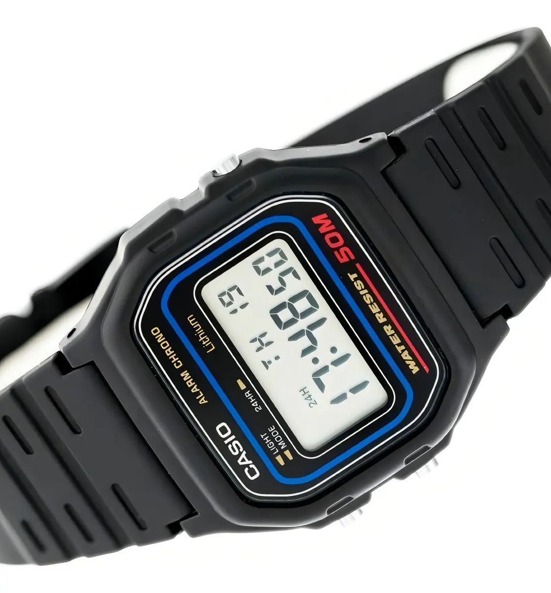 Relógio Casio W-59-1VQ em ângulo lateral destacando a pulseira de resina