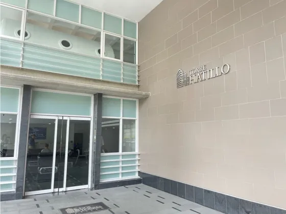 Se Alquila Oficina En La Lagunita