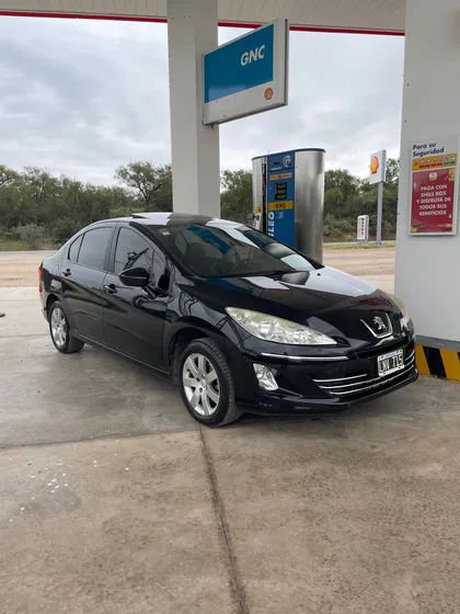Peugeot 408 2.0 Allure Plus 143cv