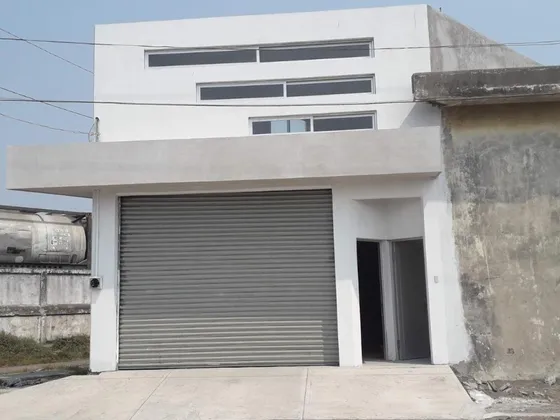 Venta De Bodega Y Oficinas En Recinto Portuario