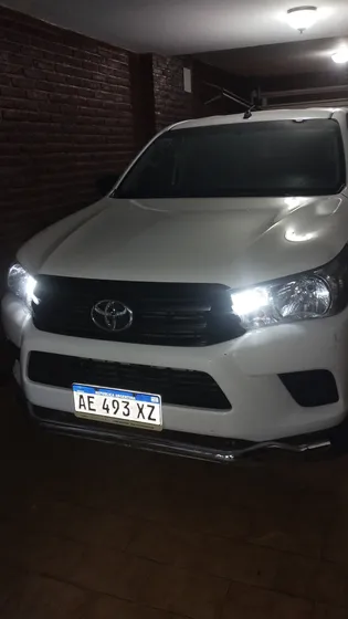 Toyota Hilux Pick-up 2.4 Cd Dx 150cv 4x4
