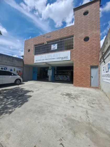 Local Comercial En Pleno Corazón De La Avenida Bolivar De Naguanagua 
