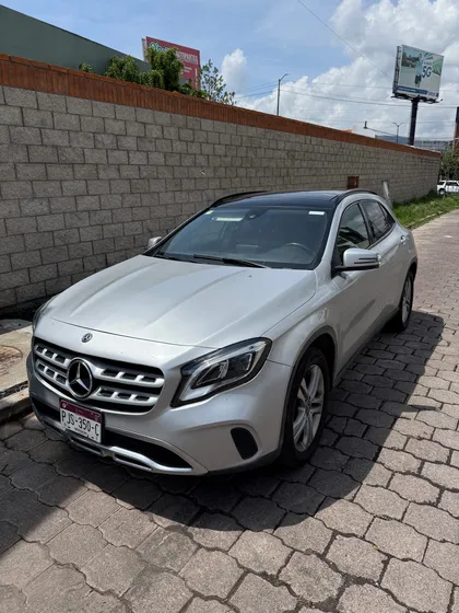 Mercedes-benz Clase Gla 1.6 200 Cgi At