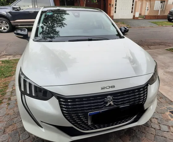 Peugeot 208 1.6 Feline Tiptronic