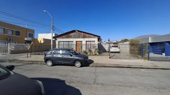 Propiedad Comercial Calle Las Rojas La Serena 62/220 M2