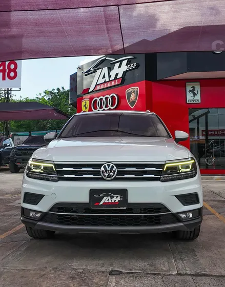 Volkswagen Tiguan 2.0 Highline At
