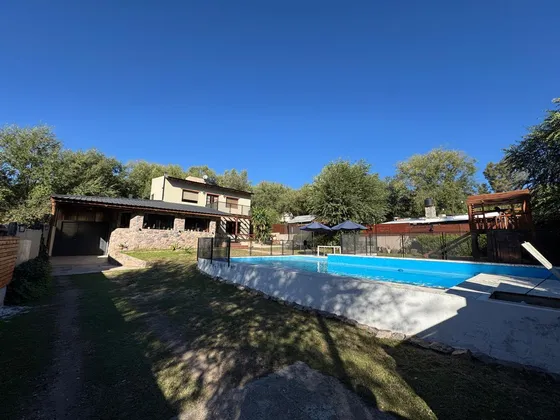 Casa En Villa  Parque Siquiman