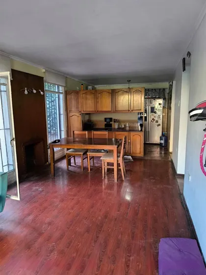 Casa De Un Piso Con 160m² Y 5 Dorm. Comuna De Ñuñoa