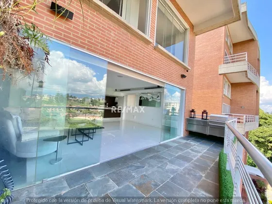 Espectacular Apartamento Dúplex Actualizado. Ubicado En El Alto Hatillo. Municipio El Hatillo
