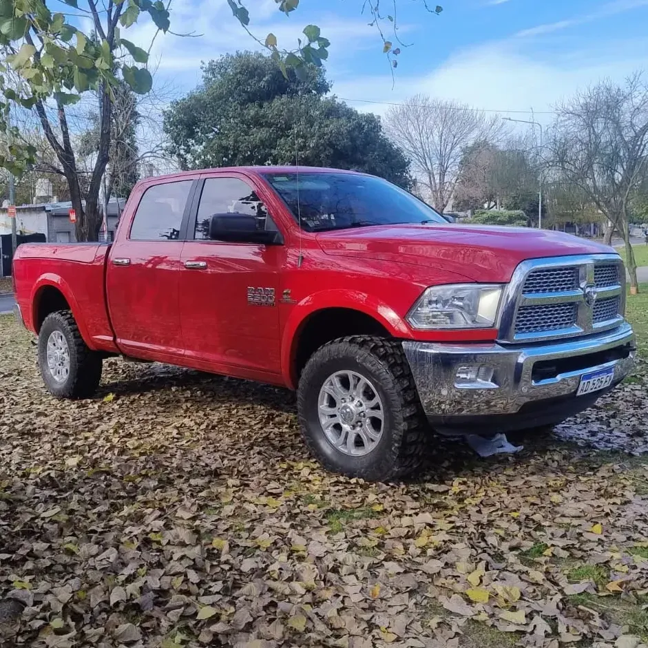 RAM 2500 6.7 Laramie I Atx 350cv 4x4