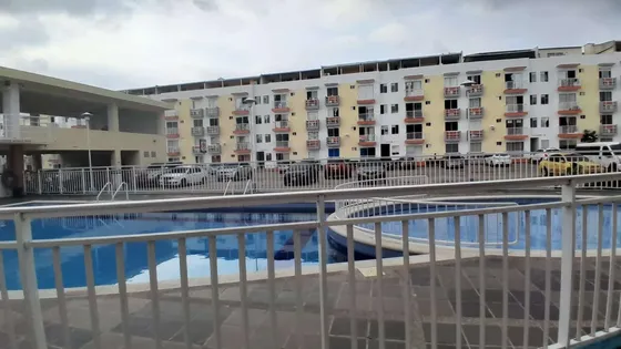 Amplio Y Luminoso Apartamento En Portales De San Fernando Cod. 45829
