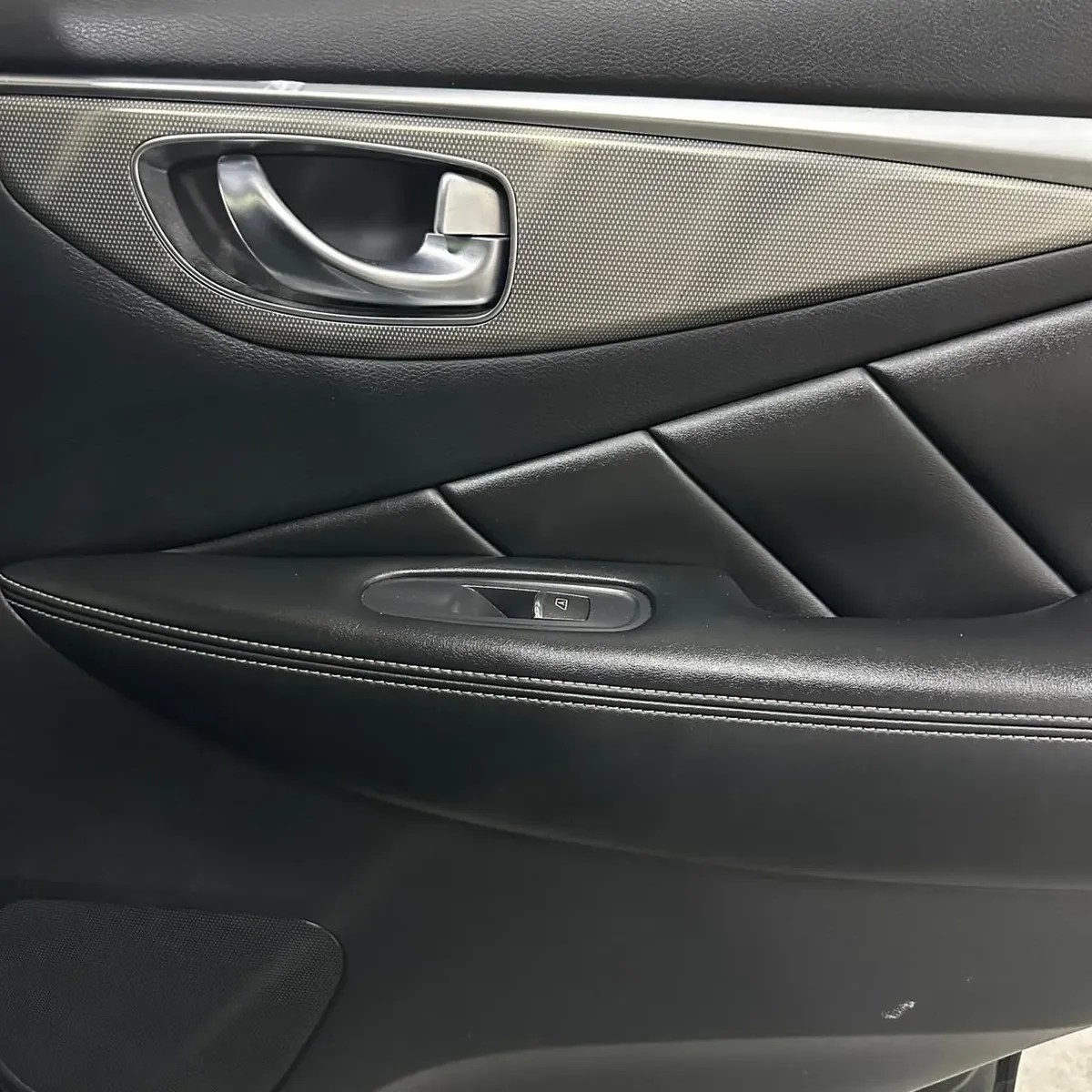 Infiniti Q50 2017 3.7 Perfection At