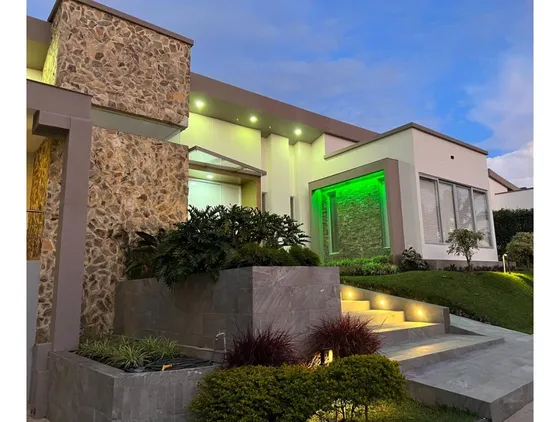 Espectacular Casa Campestre En Venta, Pereira Via Armenia