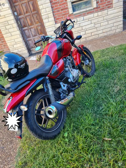 Bajaj V15