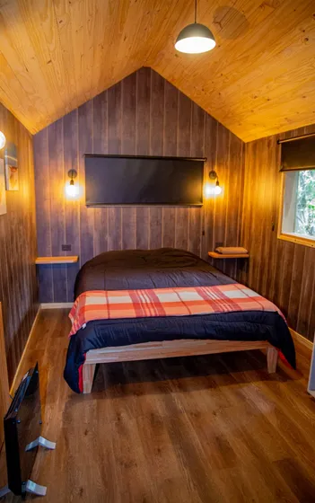 Casa Principal Con Monoambiente + 1 Tiny House  En Venta En Villa La Angostura Posibilidad De Inversion 