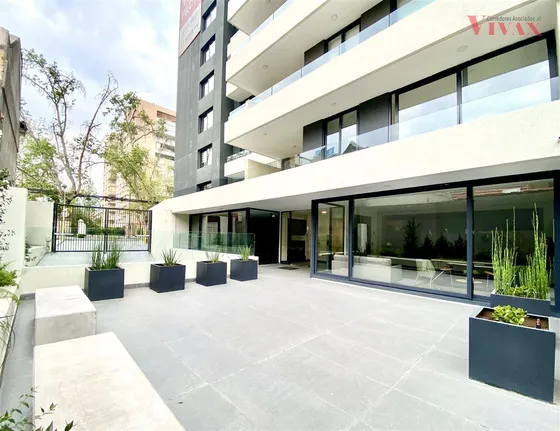 Exclusivo Departamento De 2d., 2b Y 2e En Venta En Ñuñoa