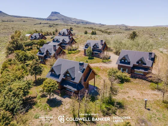 Venta Complejo De 7 Cabañas Lote 7500m2 Vista Al Lago Huechulafquen, Ruta 61, Junín De Los Andes