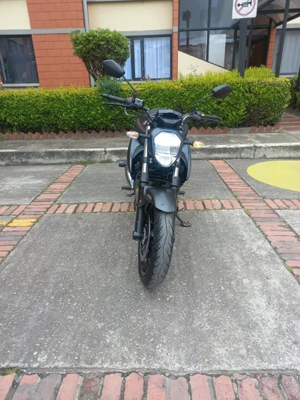 Gixxer 250 Negro Mate