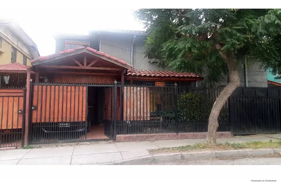 Casa Cercana A Calle Miraflores, Peñaflor