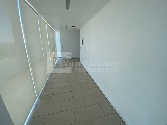 Oficina En Arriendo Centro De Negocios Bhbc