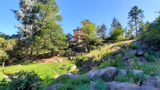 Hermosa Casa Con Quincho Y Pileta En Venta Tanti